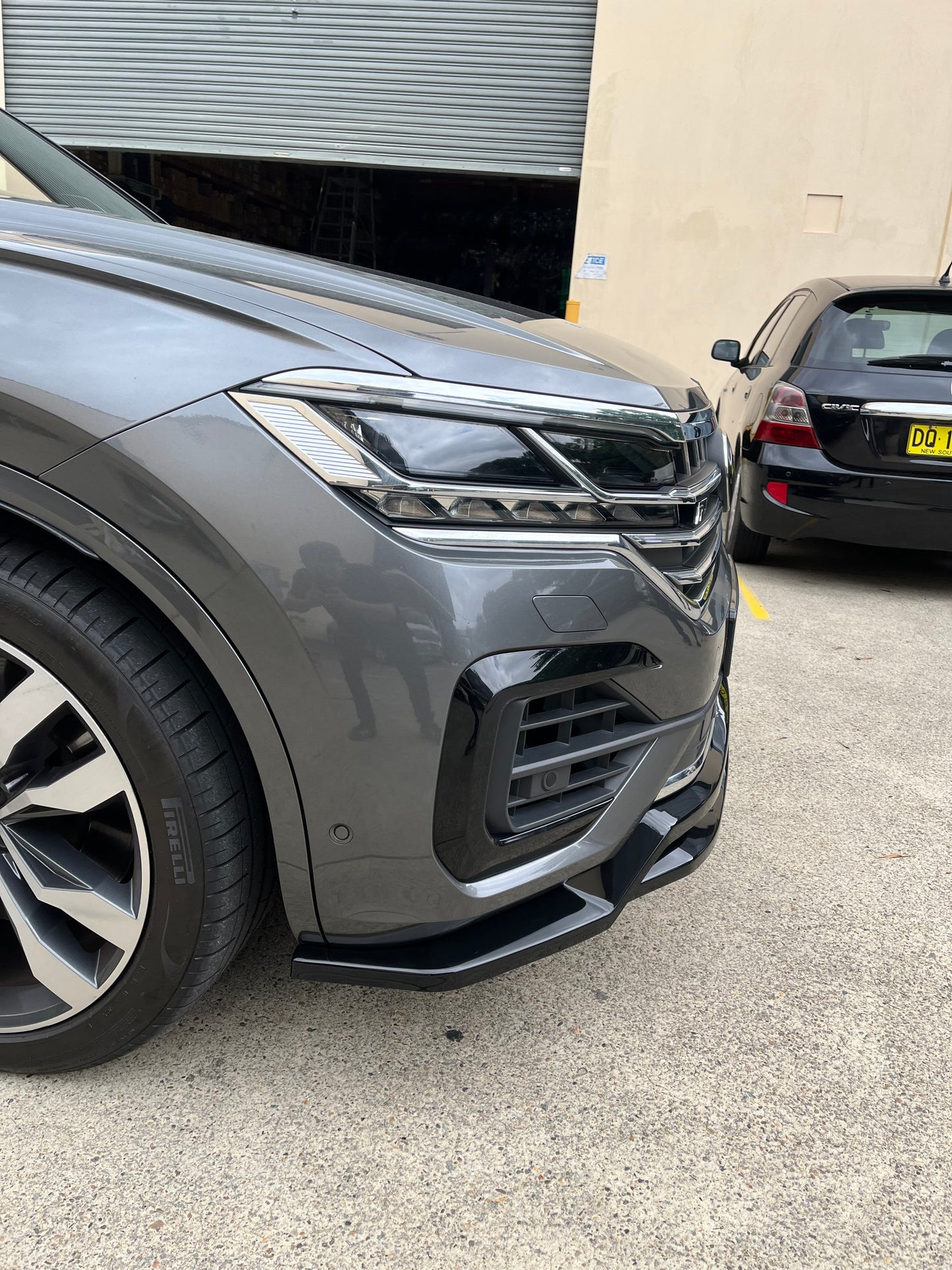 Front Splitter VW Touareg Mk3 R-Line 2018-2023